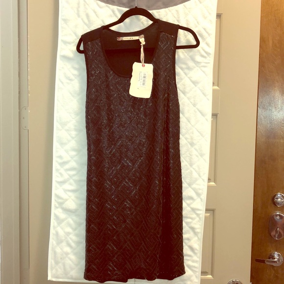 Chelsea & Violet sequin body con dress. - Picture 1 of 2
